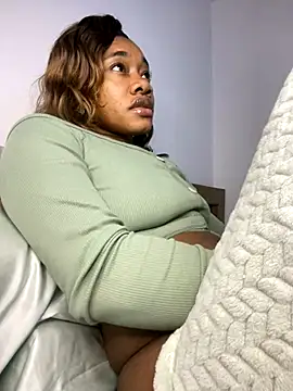  yisela  online show from 15, 11, 2025