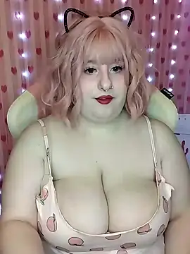 Snapshot of StrawberryPleasure chatting on 13, 1, 2025 StrawberryPleasure online show from 13, 1, 2025