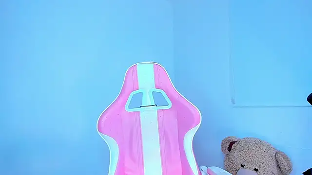 Ariana f online show from 7, 3, 2026