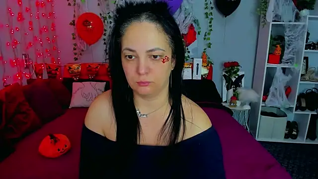 Snapshot of DarlingMilf chatting on 29, 10, 2025 DarlingMilf online show from 29, 10, 2025