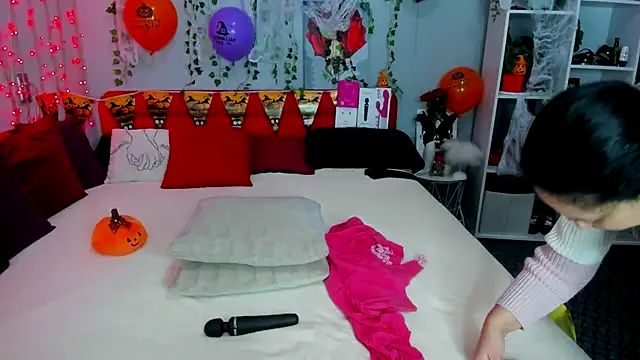 Snapshot of DarlingMilf chatting on 9, 11, 2025 DarlingMilf online show from 9, 11, 2025