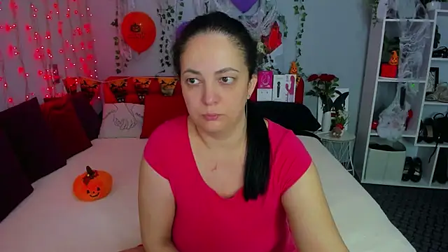 Snapshot of DarlingMilf chatting on 12, 11, 2025 DarlingMilf online show from 12, 11, 2025