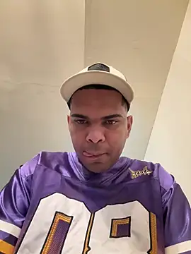 Snapshot of marhi32 chatting on 25, 3, 2026 marhi32 online show from 25, 3, 2026