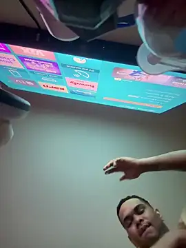 Snapshot of marhi32 chatting on 4, 4, 2026 marhi32 online show from 4, 4, 2026