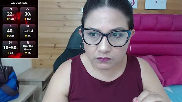 Katha Marck online show from 18, 12, 2024