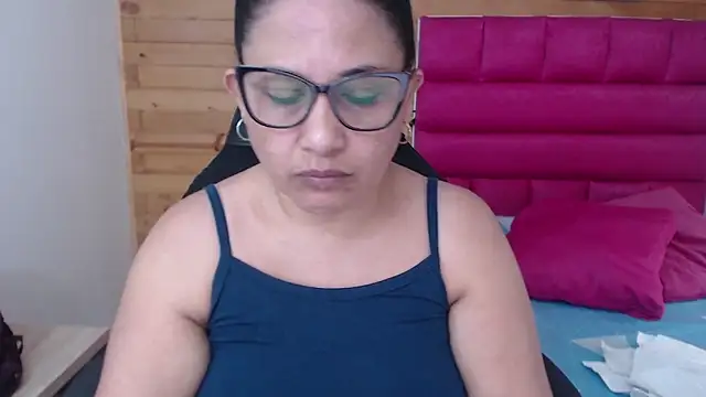 Katha Marck online show from 24, 12, 2024