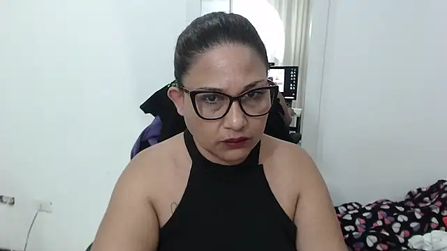 Katha Marck online show from 12, 10, 2025