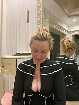 Amazoniiaa online show from 28, 1, 2025