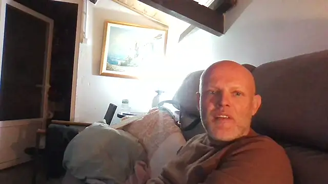 Snapshot of davigochi77bcn chatting on 17, 3, 2025 davigochi77bcn online show from 17, 3, 2025