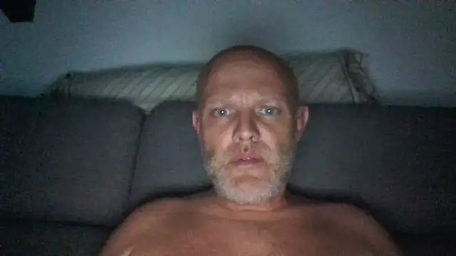 Snapshot of davigochi77bcn chatting on 25, 10, 2025 davigochi77bcn online show from 25, 10, 2025