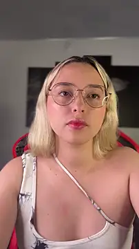 Irisweet  online show from 18, 12, 2025