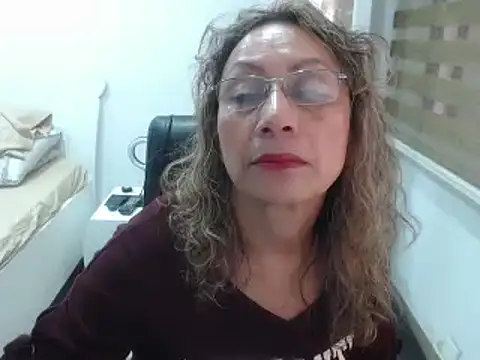 jesy hot online show from 4, 1, 2025