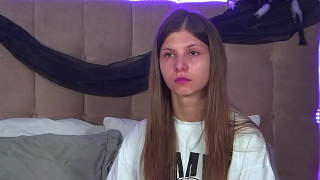 AudreyBarlow online show from 2, 11, 2025