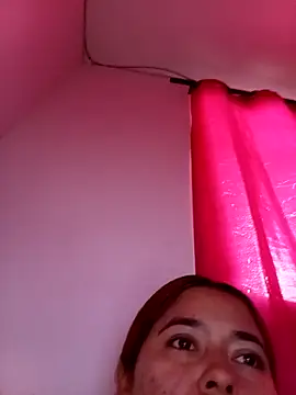 Snapshot of Squirtkat chatting on 15, 2, 2026 Squirtkat online show from 15, 2, 2026