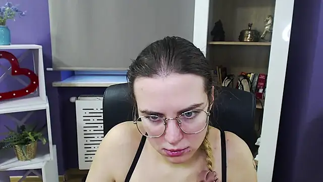 Zoey Erotic online show from 10, 12, 2024