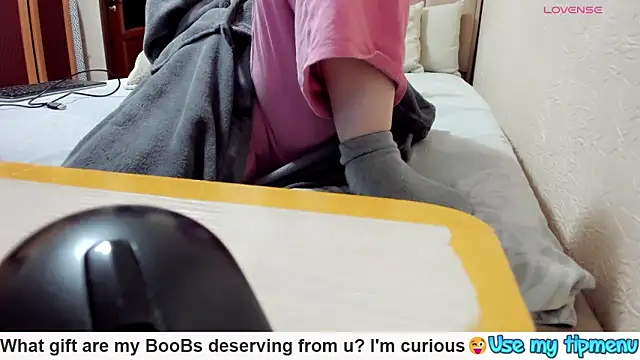 BustyMarina online show from 8, 10, 2025