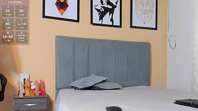 crystall06 online show from 30, 10, 2025