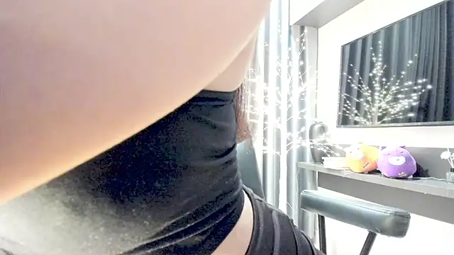 Kya Choco8 online show from 2, 1, 2025