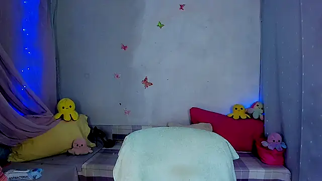 LickLizzy online show from 13, 10, 2025