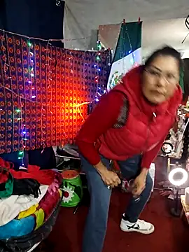 Snapshot of LaInsaciableIntensa chatting on 15, 10, 2025 LaInsaciableIntensa online show from 15, 10, 2025