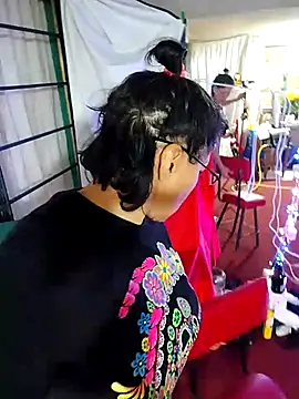 Snapshot of LaInsaciableIntensa chatting on 26, 10, 2025 LaInsaciableIntensa online show from 26, 10, 2025