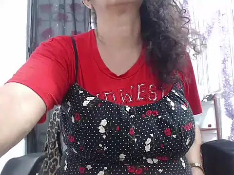 heyline milf online show from 8, 12, 2024