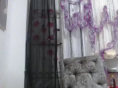 heyline milf online show from 21, 12, 2024