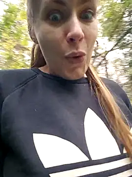 Keli Jessi online show from 27, 10, 2025