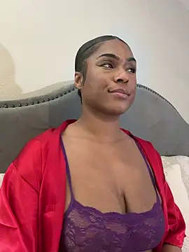 CandyLuxxxx online show from 28, 2, 2025