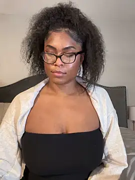 CandyLuxxxx online show from 14, 3, 2025