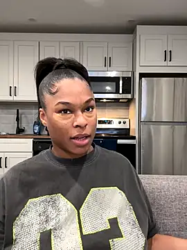 CandyLuxxxx online show from 13, 9, 2025