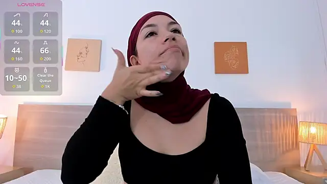 Snapshot of aisha_vs chatting on 29, 10, 2025 aisha vs online show from 29, 10, 2025