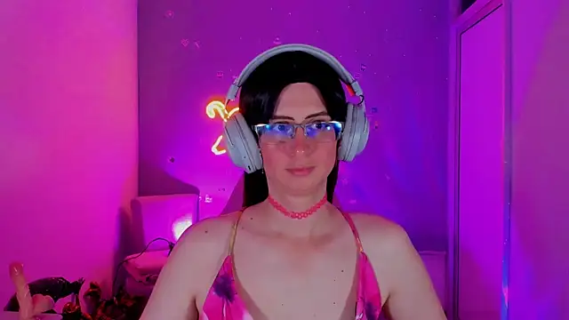 KimberlyJohnsoon online show from 22, 12, 2024