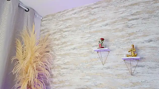 Lea Foster online show from 11, 3, 2025