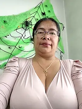   valentina18 online show from 12, 10, 2025