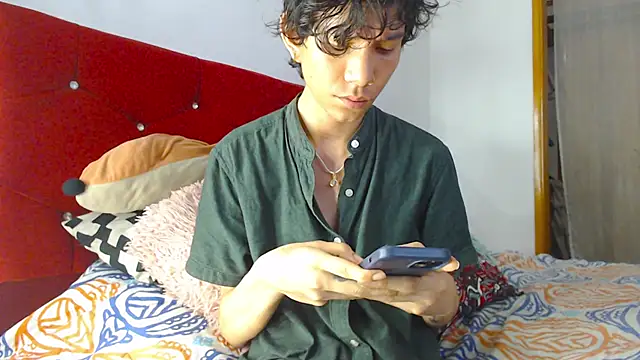 LAICK 01 online show from 4, 4, 2026