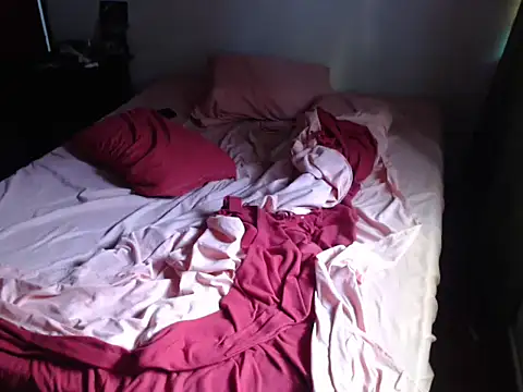 Snapshot of deftoolceles chatting on 19, 3, 2026 deftoolceles online show from 19, 3, 2026