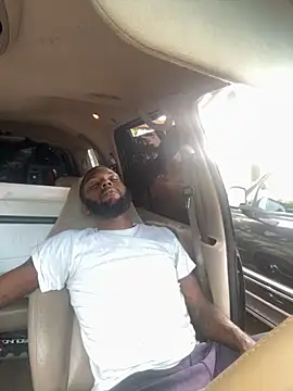 Chocolate Droppa online show from 14, 9, 2025