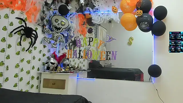 Snapshot of ChoreyTaiylor chatting on 9, 10, 2025 ChoreyTaiylor online show from 9, 10, 2025