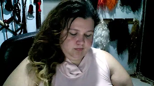 squirt322bbw online show from 20, 2, 2025