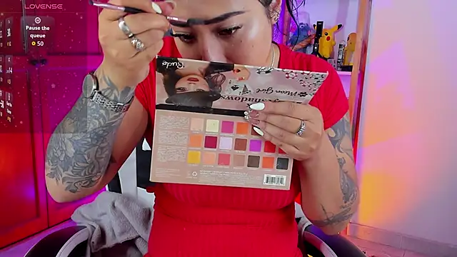 eymy-hadid online show from 28, 9, 2025