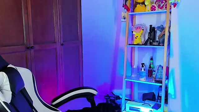 eymy-hadid online show from 14, 10, 2025