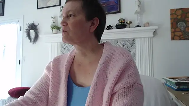 AuroraWillows online show from 5, 3, 2026