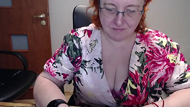 JoannaAndNeighbour online show from 11, 1, 2025