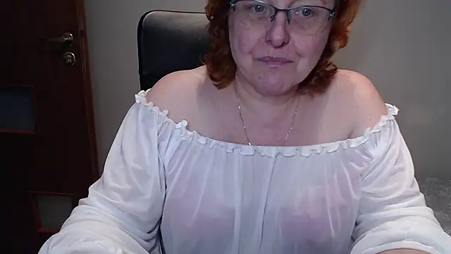 JoannaAndNeighbour online show from 6, 2, 2025