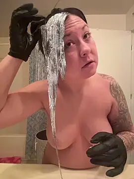 ImpressYouDaily online show from 20, 12, 2025