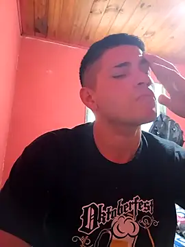 Snapshot of ynose2 chatting on 26, 10, 2025 ynose2 online show from 26, 10, 2025