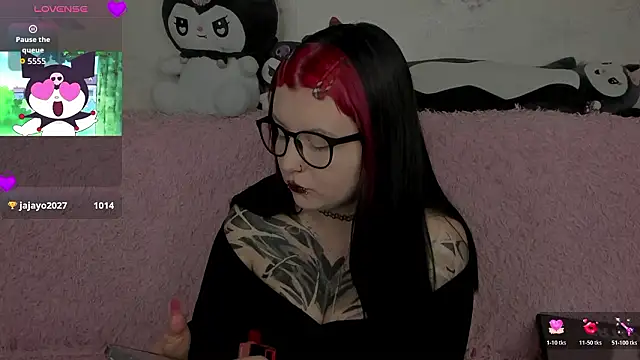 Snapshot of t0riayun0 chatting on 1, 3, 2026 t0riayun0 online show from 1, 3, 2026