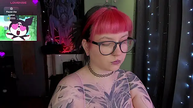 Snapshot of t0riayun0 chatting on 11, 3, 2026 t0riayun0 online show from 11, 3, 2026