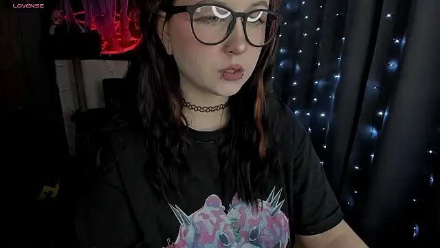 Snapshot of t0riayun0 chatting on 23, 3, 2026 t0riayun0 online show from 23, 3, 2026